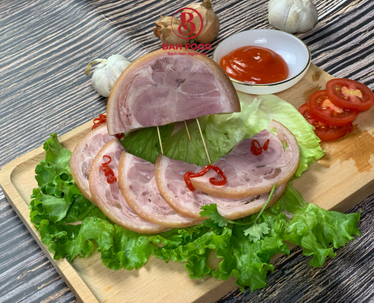 Khám phá bí quyết làm chân giò hun khói thượng hạng